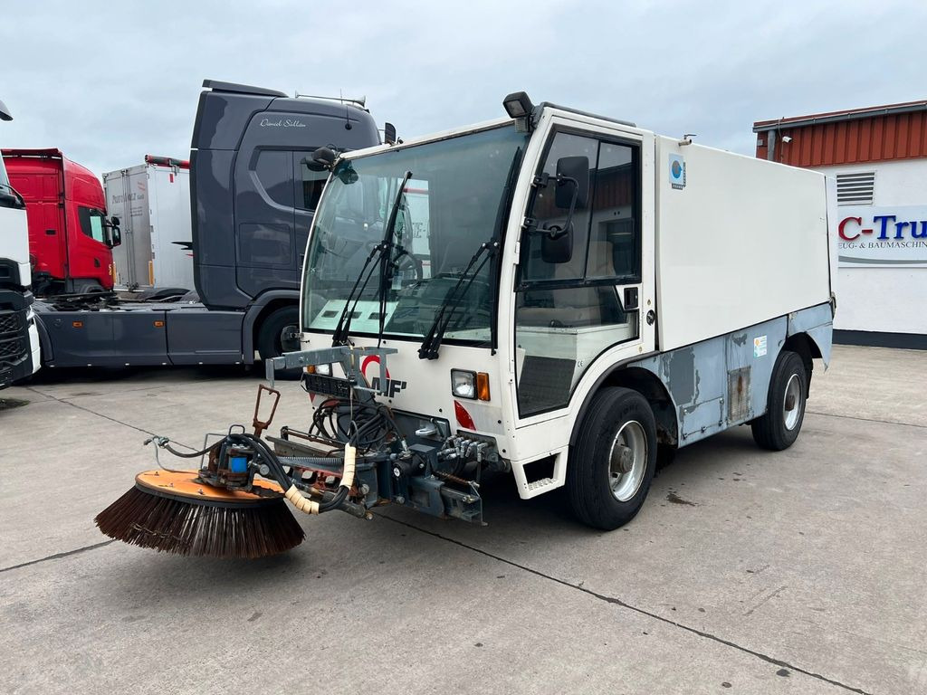 AEBI MFH 5000 * IVECO MOTOR * KLIMA * - Road sweeper: picture 1 AEBI MFH 5000 * IVECO MOTOR * KLIMA * - Road sweeper: picture 1
