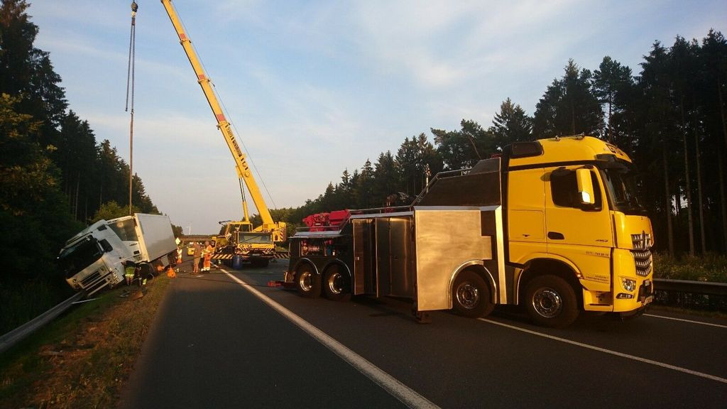 Mercedes-Benz Arocs 4163 8x4 G&G Heavy Wrecker - Tow truck: picture 1 Mercedes-Benz Arocs 4163 8x4 G&G Heavy Wrecker - Tow truck: picture 1
