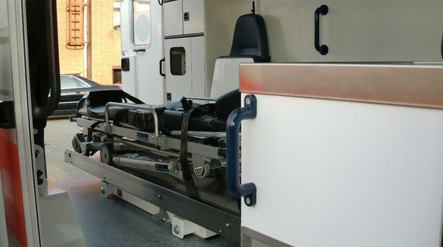 Ambulance Mercedes-Benz Sprinter 516 WAS  12 Monate Garantie //: picture 8 Ambulance Mercedes-Benz Sprinter 516 WAS  12 Monate Garantie //: picture 8