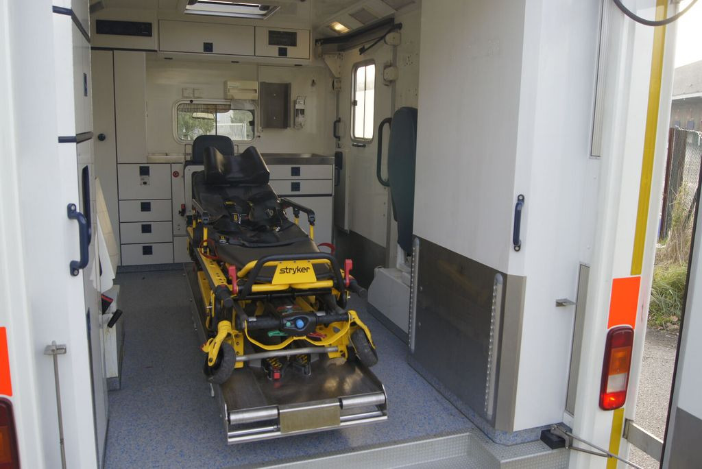 Ambulance Mercedes-Benz Sprinter 516 WAS Mercedes-Benz Sprinter 516 WAS: picture 8