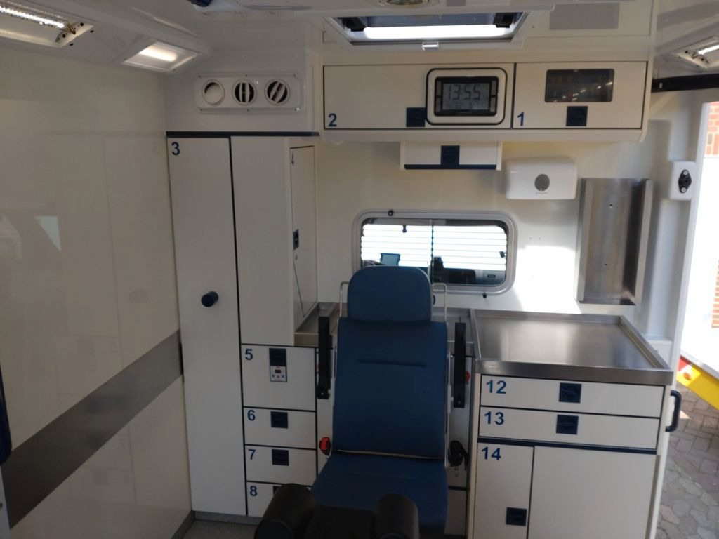 Ambulance Mercedes-Benz Sprinter 519 /  ATM 0km  4x on Stock: picture 6 Ambulance Mercedes-Benz Sprinter 519 /  ATM 0km  4x on Stock: picture 6