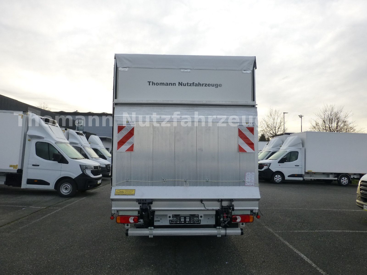Curtain side van Renault NEW Master Pritsche Plane BÄR Ladebordwand: picture 7