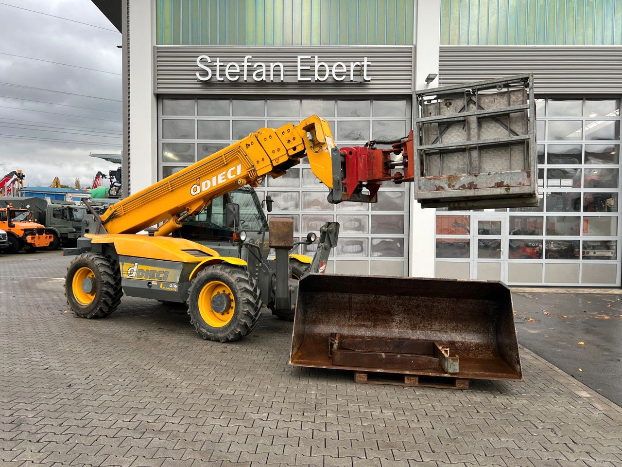 Dieci Icarus 40.16 ET 166 / 4.238 h / 2003 - Wheel loader: picture 1 Dieci Icarus 40.16 ET 166 / 4.238 h / 2003 - Wheel loader: picture 1