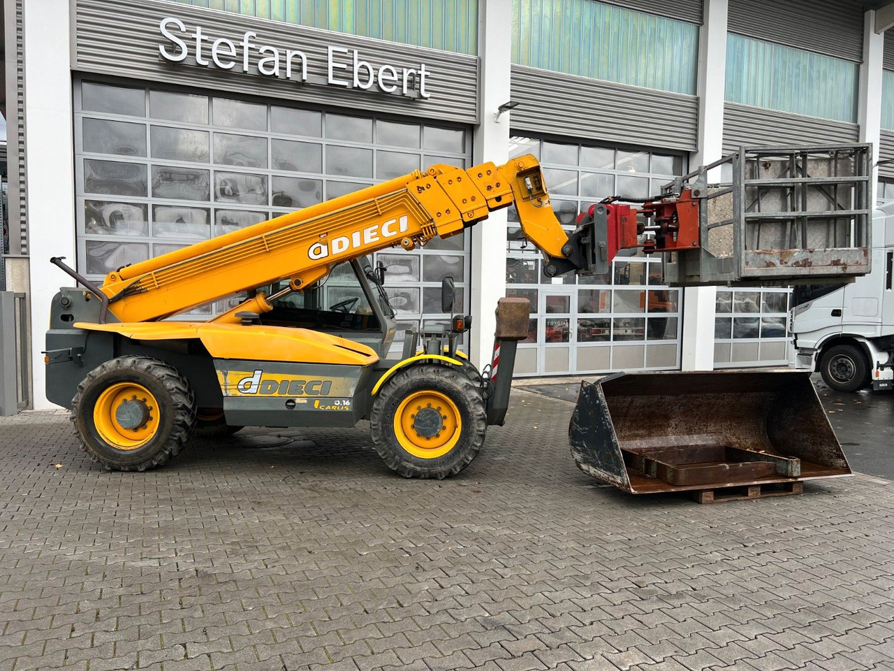 Dieci Icarus 40.16 ET 166 / 4.238 h / 2003 - Telescopic handler: picture 2 Dieci Icarus 40.16 ET 166 / 4.238 h / 2003 - Telescopic handler: picture 2