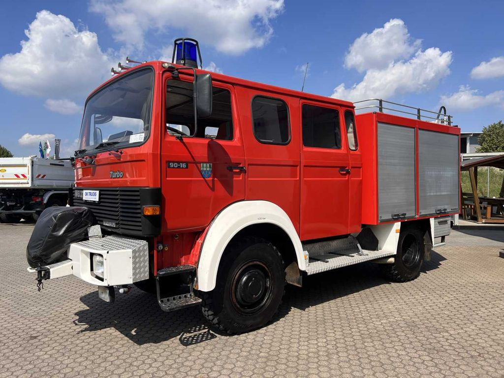 Iveco 90-16 AW 4x4 LF8 Feuerwehr Standheizung 9 Sitze Iveco 90-16 AW 4x4 LF8 Feuerwehr Standheizung 9 Sitze - Fire truck: picture 4 Iveco 90-16 AW 4x4 LF8 Feuerwehr Standheizung 9 Sitze Iveco 90-16 AW 4x4 LF8 Feuerwehr Standheizung 9 Sitze - Fire truck: picture 4