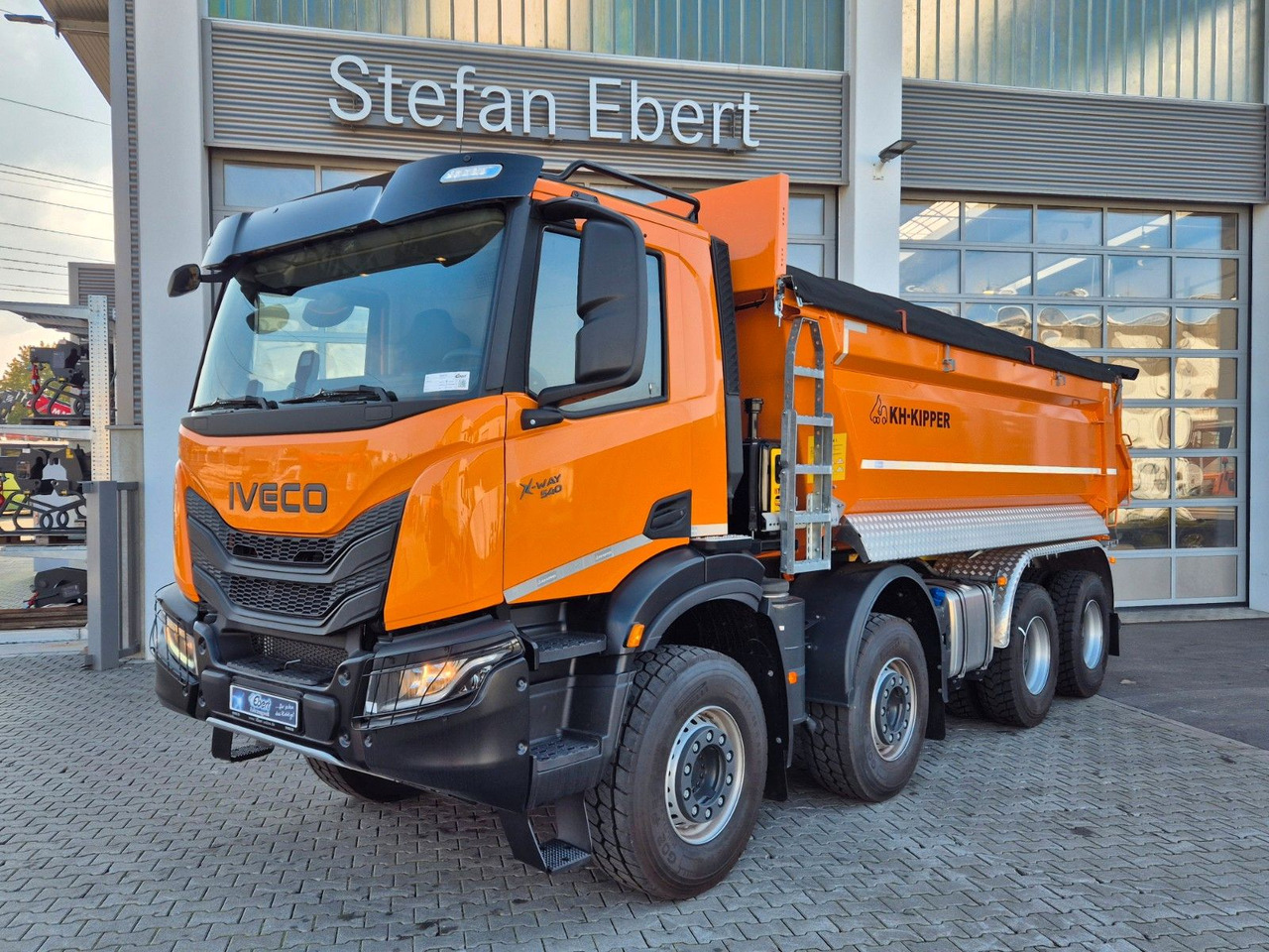 Iveco AD360X54Z HR OFF 8x4 Intarder AHK - Tipper: picture 2 Iveco AD360X54Z HR OFF 8x4 Intarder AHK - Tipper: picture 2