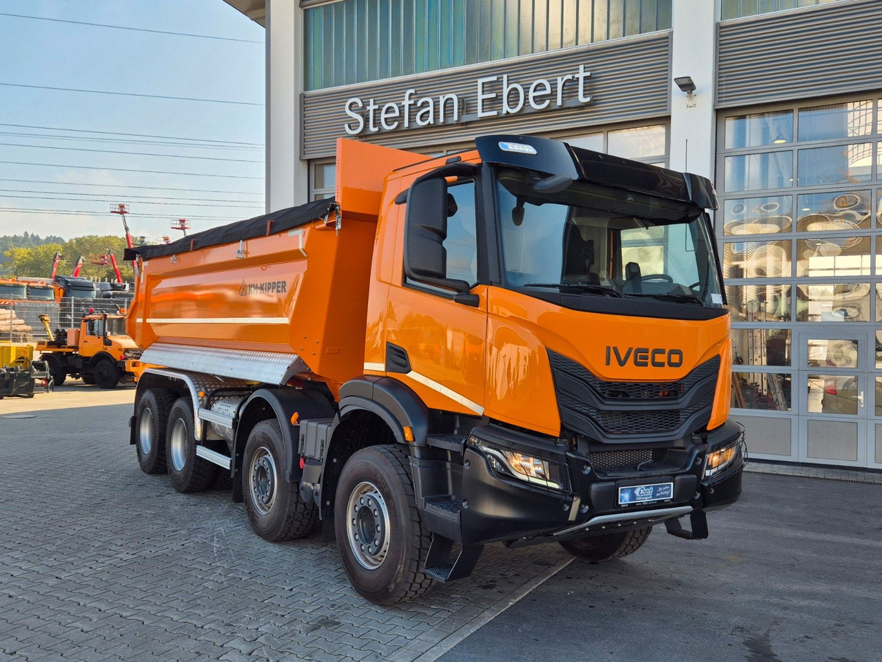 Iveco AD360X54Z HR OFF 8x4 Intarder AHK - Tipper: picture 3 Iveco AD360X54Z HR OFF 8x4 Intarder AHK - Tipper: picture 3
