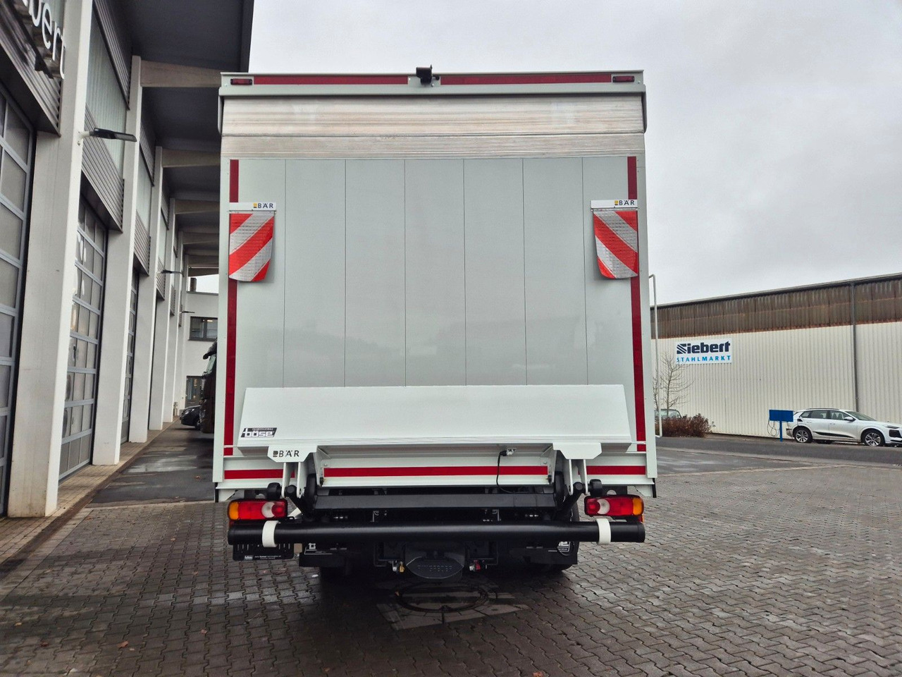 Iveco AS260S50Y/FS 6x2 Böse Schwenkwand + LBW 2 x AHK - Beverage truck: picture 5 Iveco AS260S50Y/FS 6x2 Böse Schwenkwand + LBW 2 x AHK - Beverage truck: picture 5