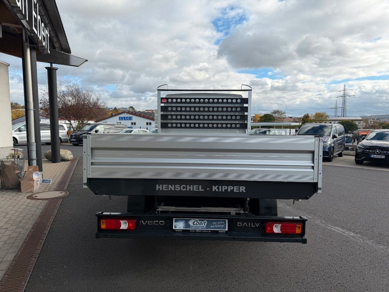 Iveco Daily 35S14 A8 *R3.450mm*Automatik*Klima* 4x - Tipper van: picture 5 Iveco Daily 35S14 A8 *R3.450mm*Automatik*Klima* 4x - Tipper van: picture 5