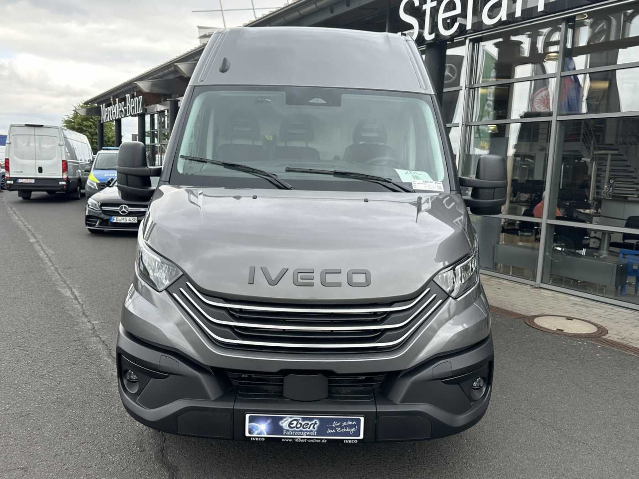 Iveco Daily 35S16 HA8V 3.0L *R3.520mm*AHK*Automatik* - Panel van: picture 2 Iveco Daily 35S16 HA8V 3.0L *R3.520mm*AHK*Automatik* - Panel van: picture 2