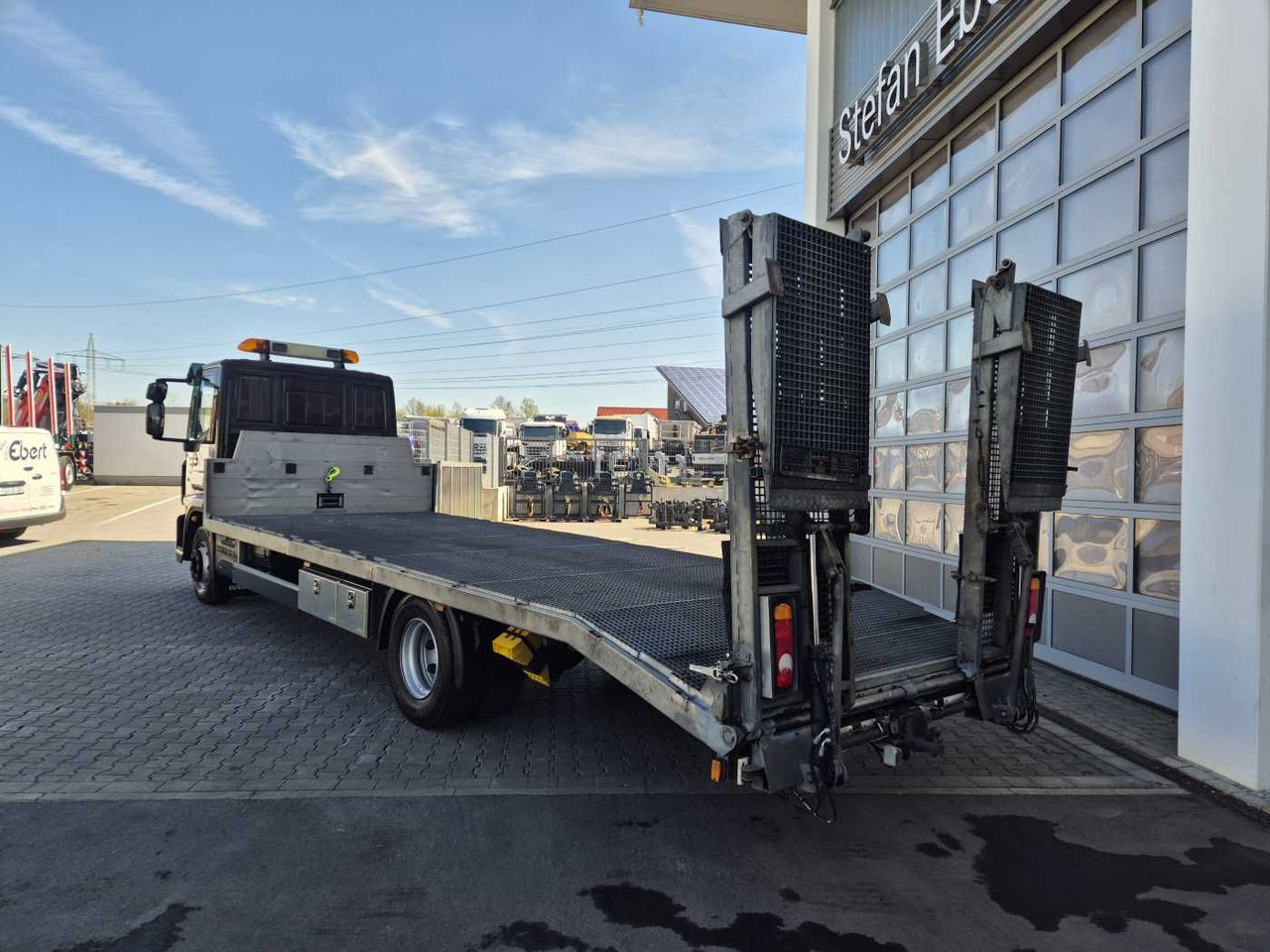 Autotransporter truck Iveco Eurocargo ML140E25/P Maschinentransporter Winde: picture 6