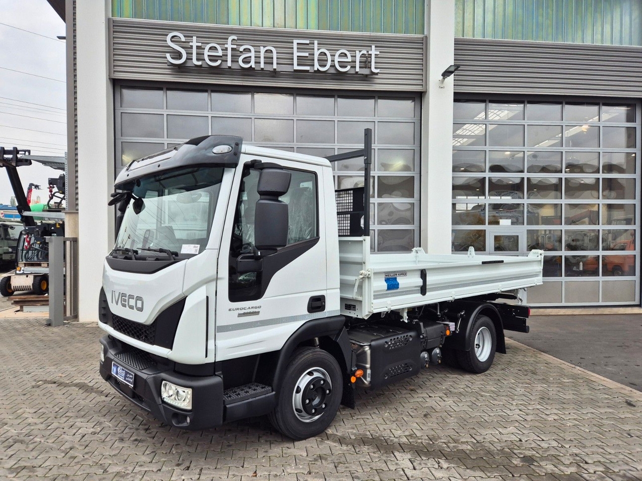 Iveco Eurocargo ML80E21 Meiller Kipper 2x AHK 3 Sitze - Tipper: picture 4 Iveco Eurocargo ML80E21 Meiller Kipper 2x AHK 3 Sitze - Tipper: picture 4