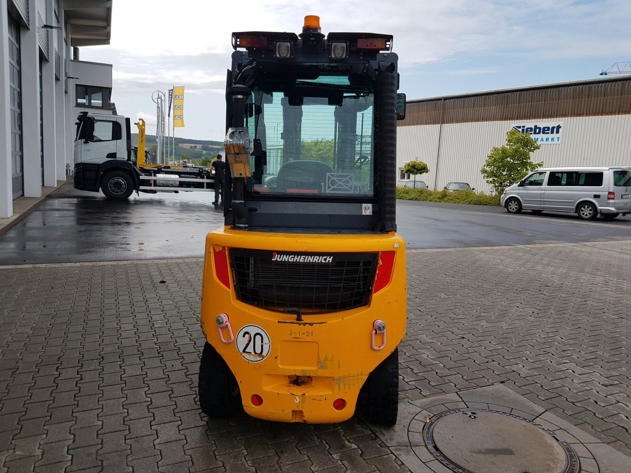 Jungheinrich DFG 435s / 4.400mm / nur 1.778h! / Klima / SS - Diesel forklift: picture 4 Jungheinrich DFG 435s / 4.400mm / nur 1.778h! / Klima / SS - Diesel forklift: picture 4