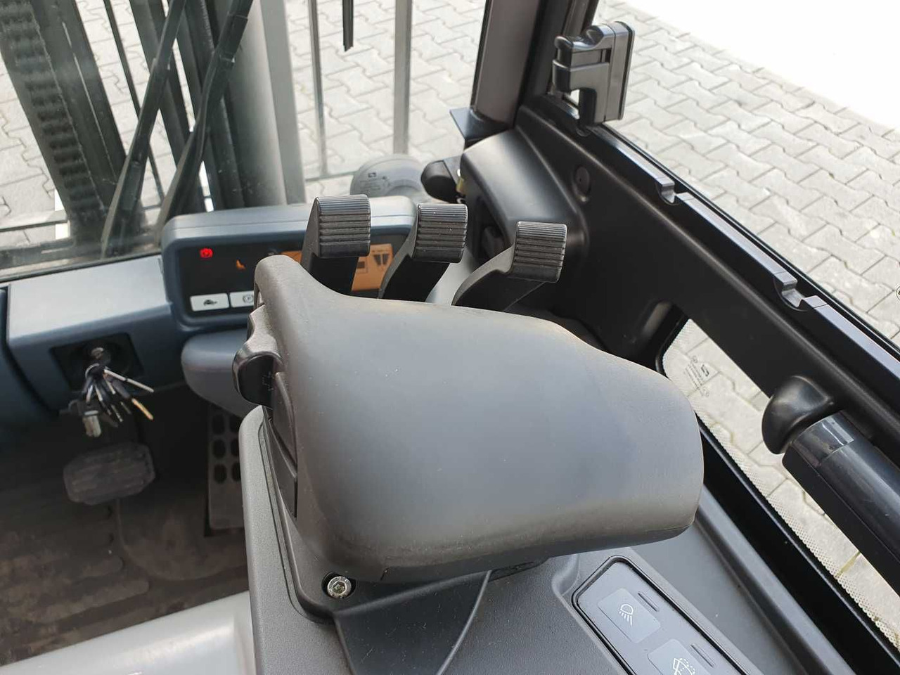 Electric forklift Jungheinrich EFG 215 / Triplex: 4.25m! / SS / 4.166h / 2024: picture 13
