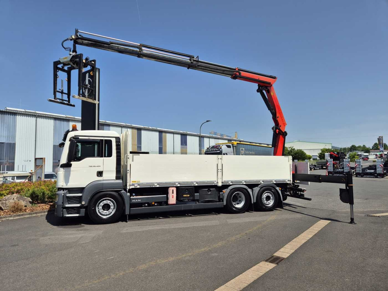 MAN TGS 26.420 6x2-4 LL Palfinger PK 22002-EH B Funk - Crane truck: picture 4 MAN TGS 26.420 6x2-4 LL Palfinger PK 22002-EH B Funk - Crane truck: picture 4