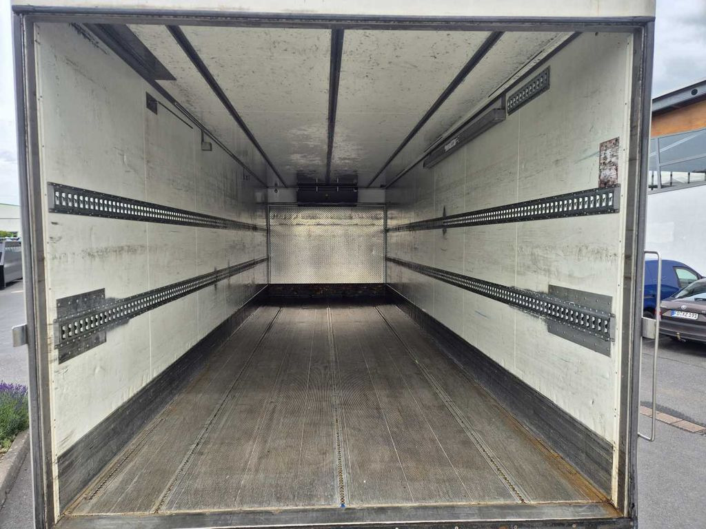 Refrigerator truck MAN TGS 26.440 6x2 BL LBW 2.000kg Carrier Supra 1150: picture 12