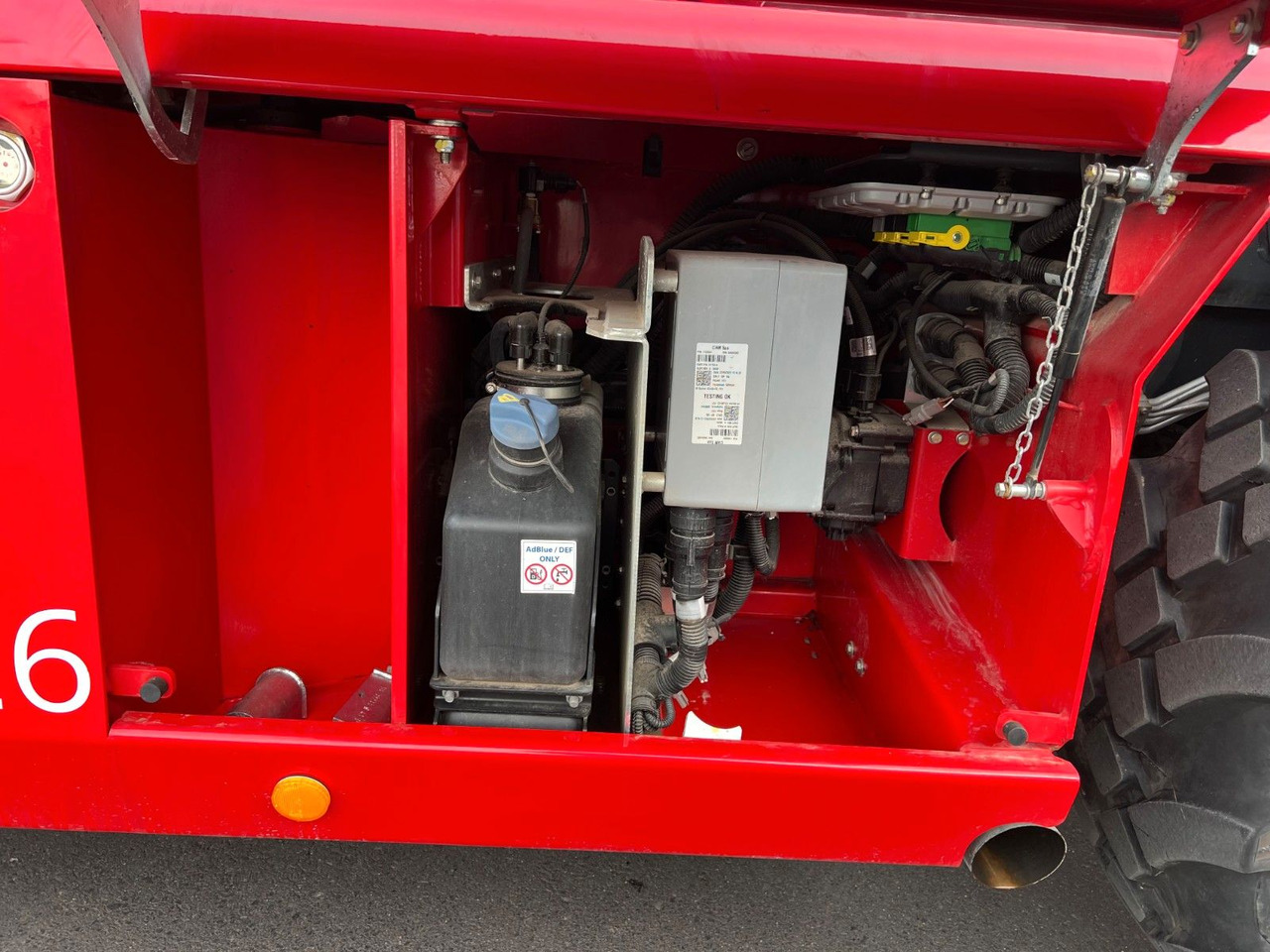 Telescopic handler Magni RTH 6.26 / nur 597h ! / Gabel / 6 t Winde: picture 14 Telescopic handler Magni RTH 6.26 / nur 597h ! / Gabel / 6 t Winde: picture 14