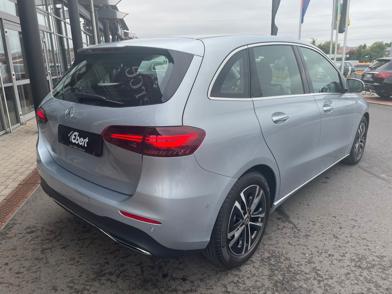 Mercedes-Benz B 200 Progressive Multibeam+360°+TOTW+Carplay - Passenger van: picture 4 Mercedes-Benz B 200 Progressive Multibeam+360°+TOTW+Carplay - Passenger van: picture 4