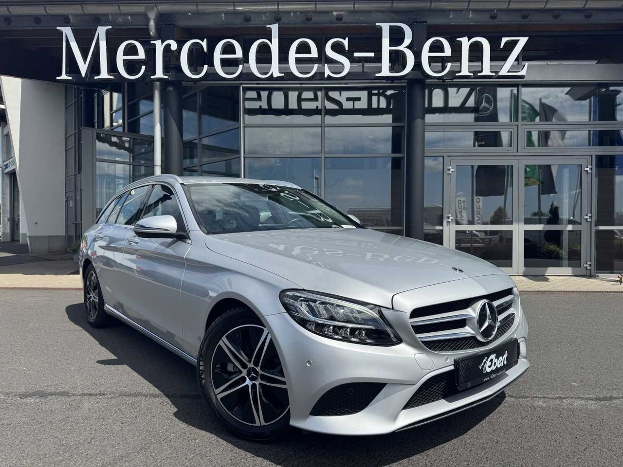 Mercedes-Benz C 220d T Avantgarde+RKamera+LED+TotW+SpurH - Car: picture 1 Mercedes-Benz C 220d T Avantgarde+RKamera+LED+TotW+SpurH - Car: picture 1
