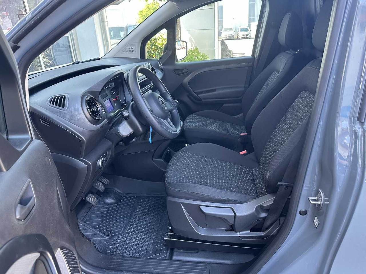 Small van Mercedes-Benz Citan 108 CDI Regal Klima: picture 11