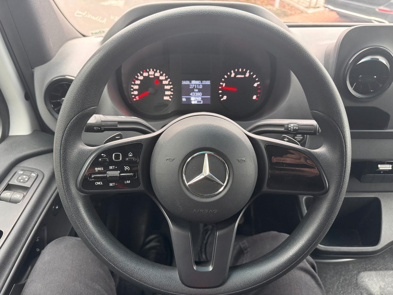 Flatbed van, Combi van Mercedes-Benz Sprinter 215 CDI DoKa 9G Klima AHK SHZ: picture 10 Flatbed van, Combi van Mercedes-Benz Sprinter 215 CDI DoKa 9G Klima AHK SHZ: picture 10