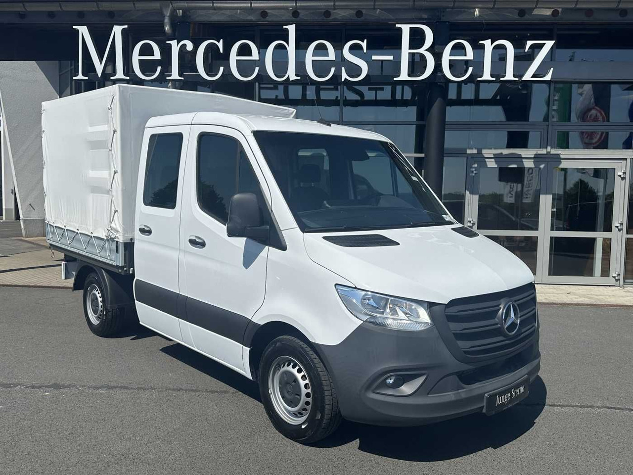 Mercedes-Benz Sprinter 215 CDI DoKa 9G Klima AHK Tempomat SHZ - Flatbed van: picture 1 Mercedes-Benz Sprinter 215 CDI DoKa 9G Klima AHK Tempomat SHZ - Flatbed van: picture 1