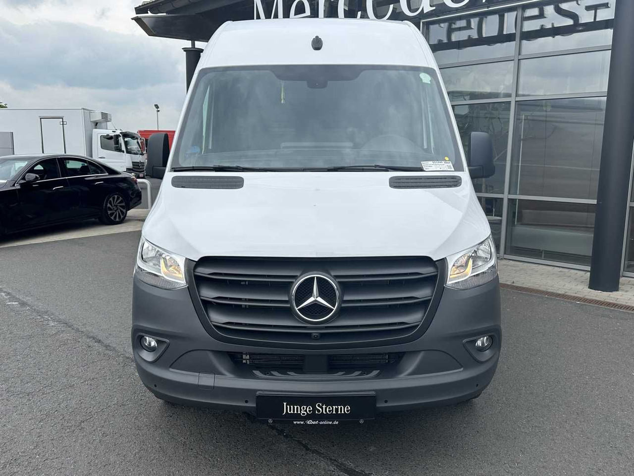 Mercedes-Benz Sprinter 317 CDI 3665 9G Klima 360 MBUX SHZ - Panel van: picture 2 Mercedes-Benz Sprinter 317 CDI 3665 9G Klima 360 MBUX SHZ - Panel van: picture 2