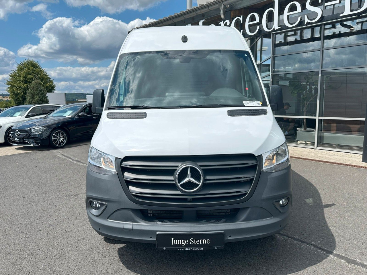 Mercedes-Benz Sprinter 317 CDI 4325 Klima Schwing 360 SHZ Temp - Panel van: picture 2 Mercedes-Benz Sprinter 317 CDI 4325 Klima Schwing 360 SHZ Temp - Panel van: picture 2