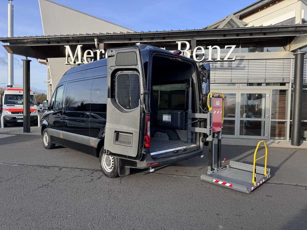 Mercedes-Benz Sprinter 317 CDI Rollstuhl-/Behinderten-Lift AMF - Ambulance: picture 1 Mercedes-Benz Sprinter 317 CDI Rollstuhl-/Behinderten-Lift AMF - Ambulance: picture 1