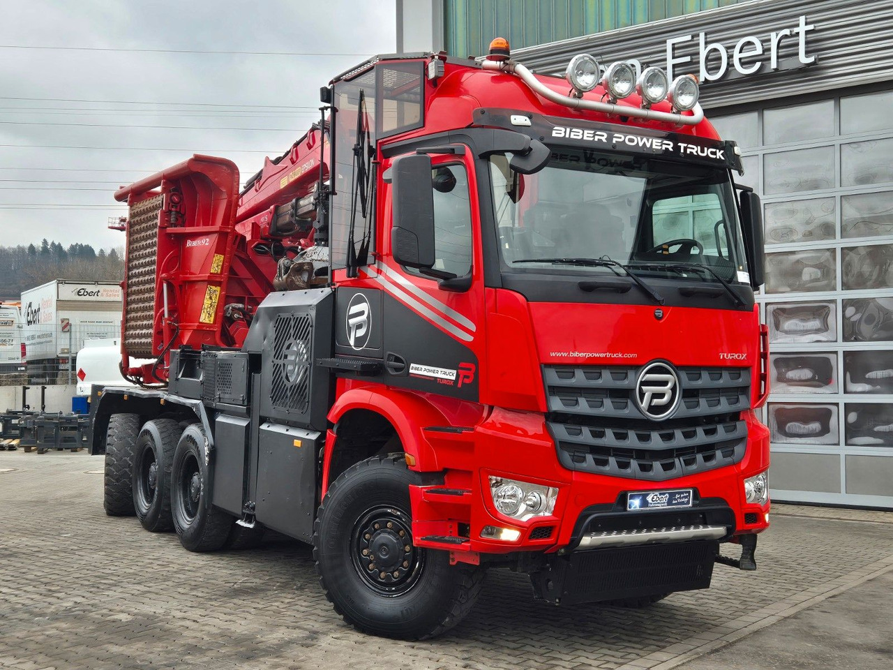 Mercedes-Benz TUROX 8x8 Eschlböck Biber 92 Holzhacker / 1.512h - Crane truck: picture 3 Mercedes-Benz TUROX 8x8 Eschlböck Biber 92 Holzhacker / 1.512h - Crane truck: picture 3
