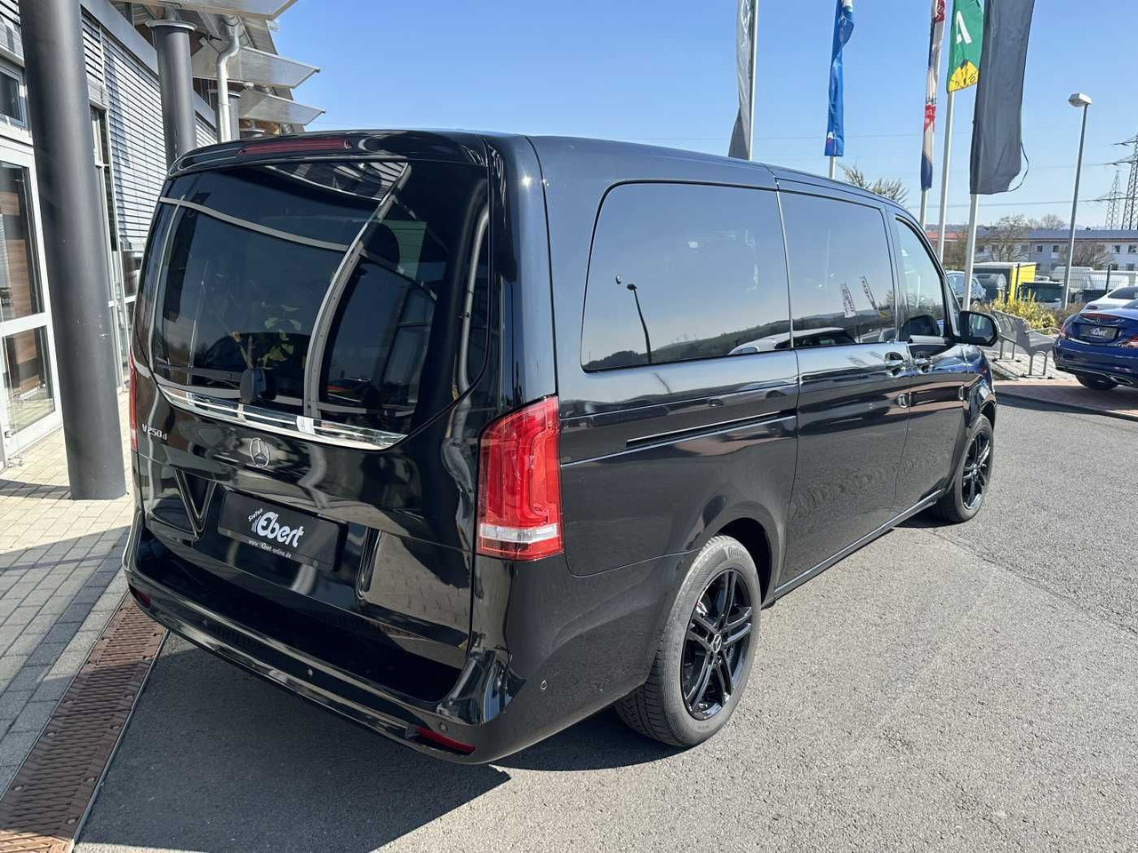 Mercedes-Benz V 250 d EDITION Leder Kamera ILS 7Sitze - Car: picture 4 Mercedes-Benz V 250 d EDITION Leder Kamera ILS 7Sitze - Car: picture 4