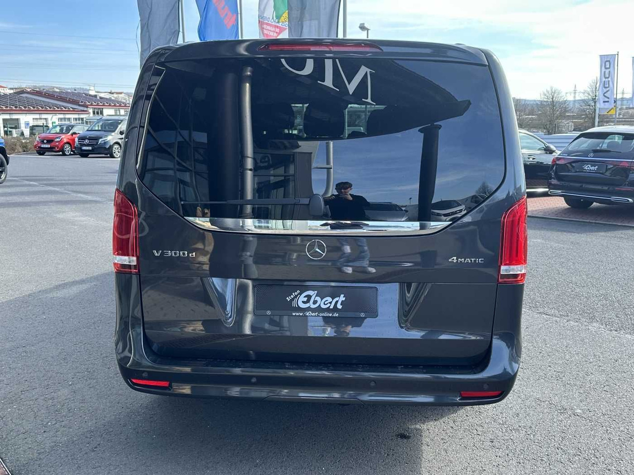 Mercedes-Benz V 300 d EDITION 4MATIC DISTRONIC AHK LED Kamera - Car: picture 5 Mercedes-Benz V 300 d EDITION 4MATIC DISTRONIC AHK LED Kamera - Car: picture 5