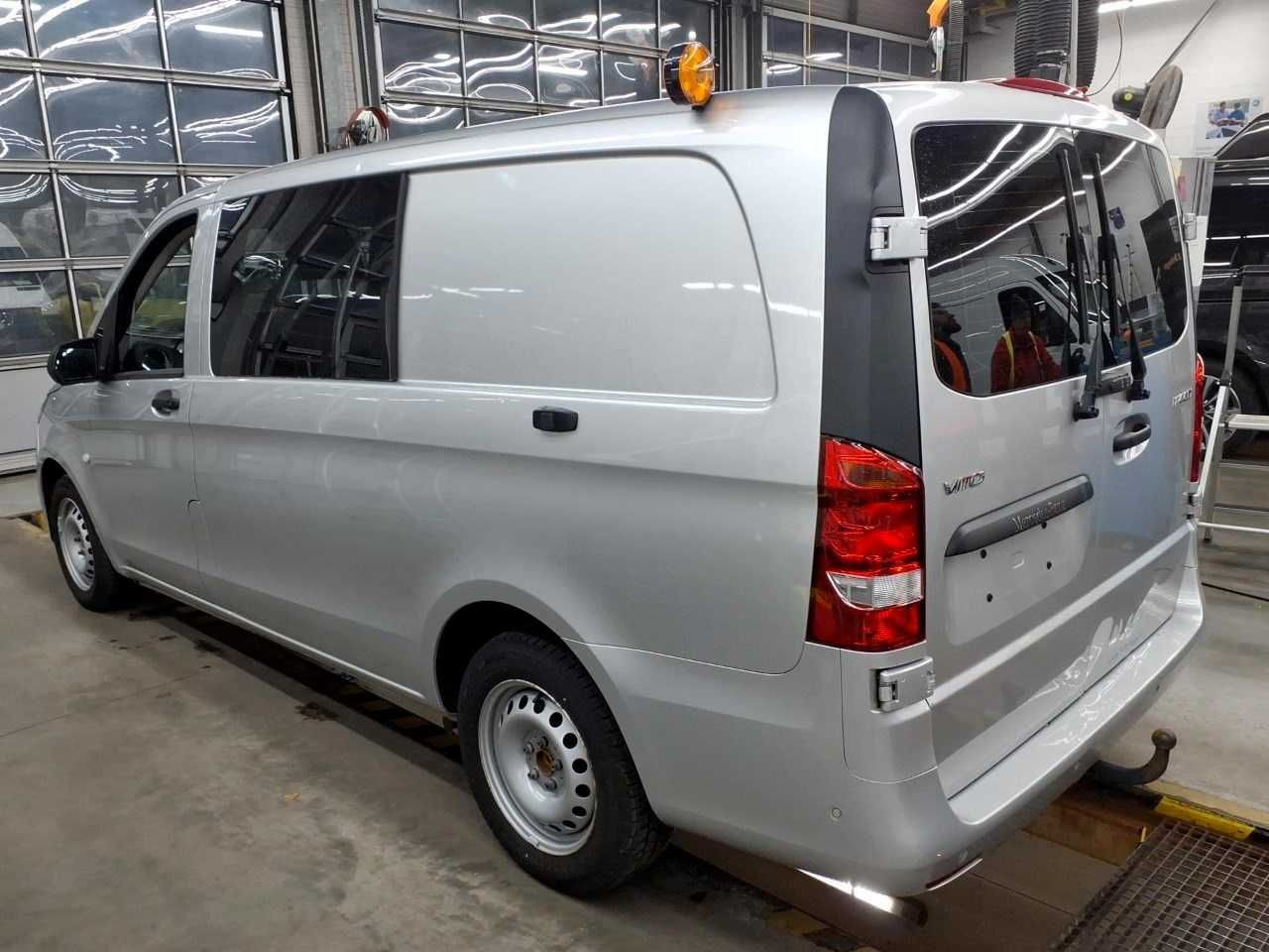 Mercedes-Benz Vito 114 CDI Mixto Regal AHK Klima PARKTRONIC - Small van: picture 3 Mercedes-Benz Vito 114 CDI Mixto Regal AHK Klima PARKTRONIC - Small van: picture 3