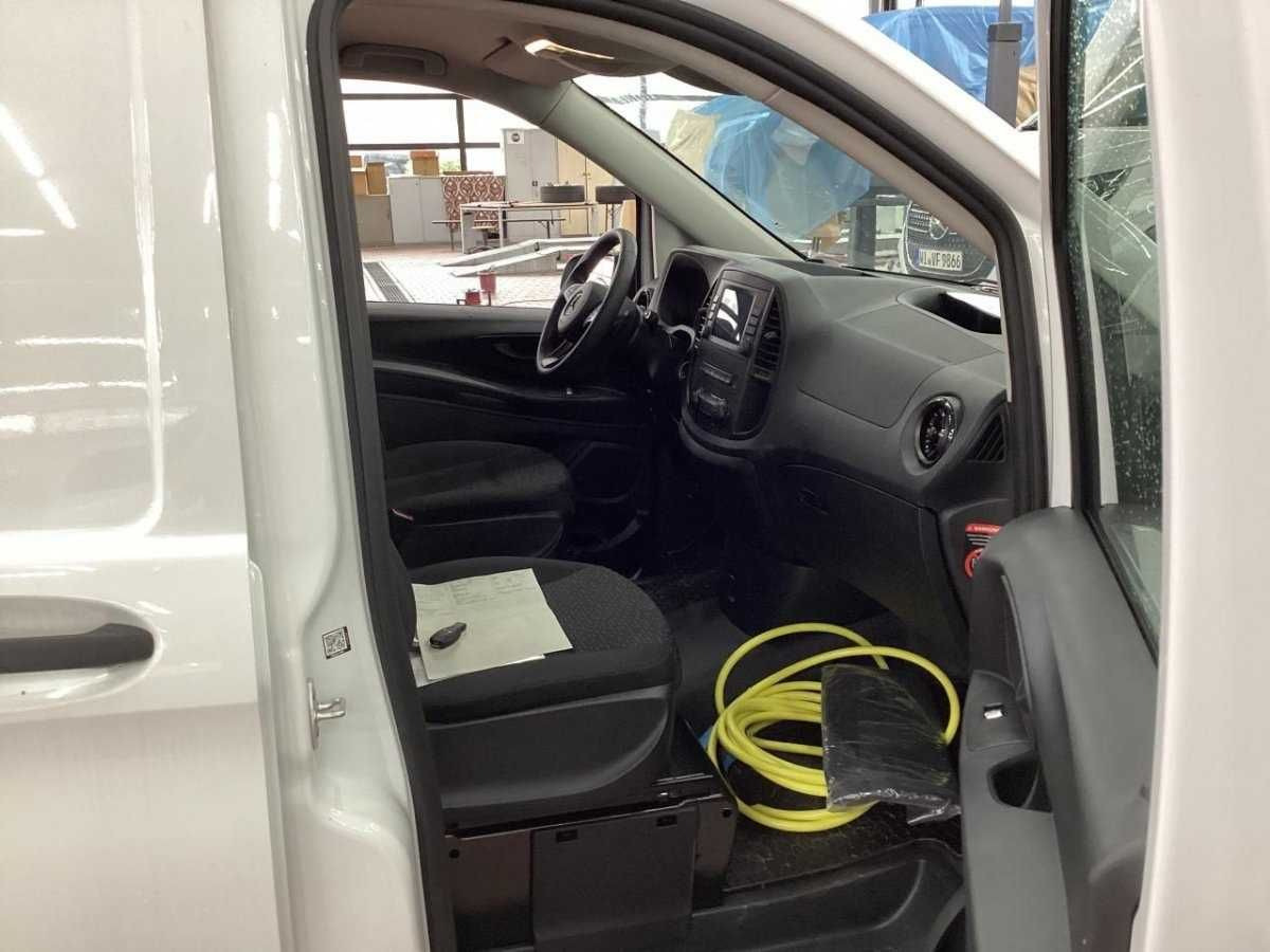 Small van, Electric van Mercedes-Benz eVito 112 Klima Kamera Audio30 Heckklappe: picture 9