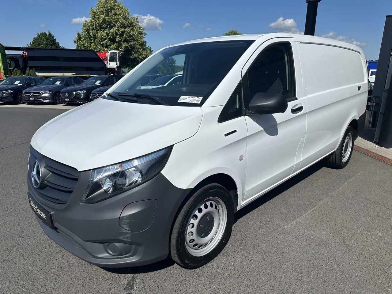 Mercedes-Benz eVito 112 Klima Kamera Navi SHZ Tempomat - Small van, Electric van: picture 3 Mercedes-Benz eVito 112 Klima Kamera Navi SHZ Tempomat - Small van, Electric van: picture 3