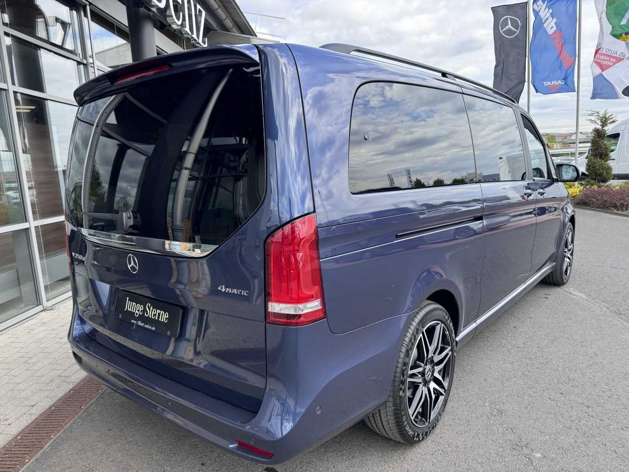 Mercedes-Benz V 250 d EDITION 4MATIC AMG DISTRONIC AHK Tisch - Other machinery: picture 4 Mercedes-Benz V 250 d EDITION 4MATIC AMG DISTRONIC AHK Tisch - Other machinery: picture 4