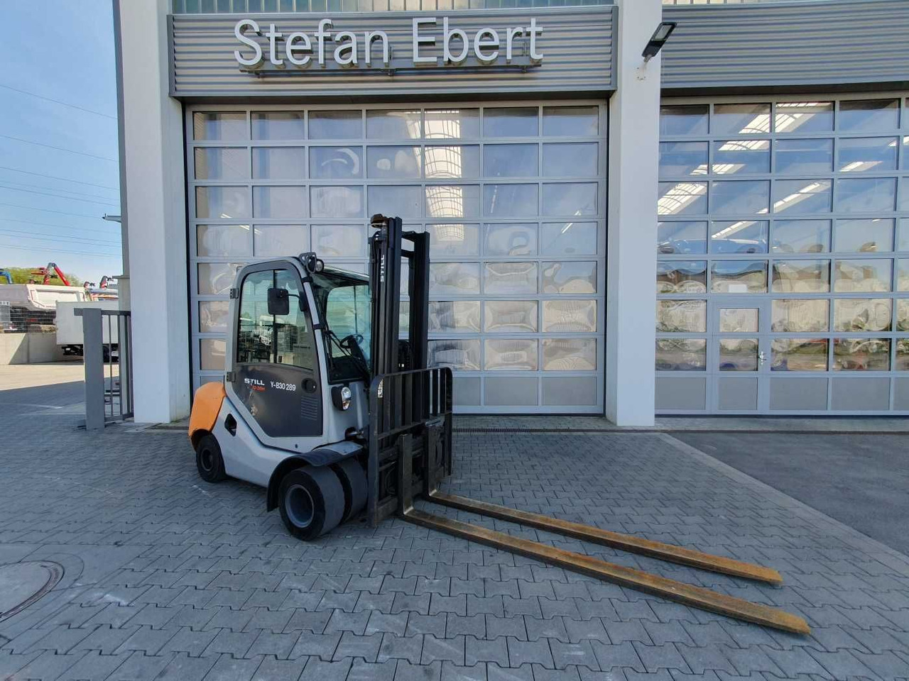 Still RX70-35 / Duplex: 3.50m! / 9.214h / SS - Diesel forklift: picture 1 Still RX70-35 / Duplex: 3.50m! / 9.214h / SS - Diesel forklift: picture 1