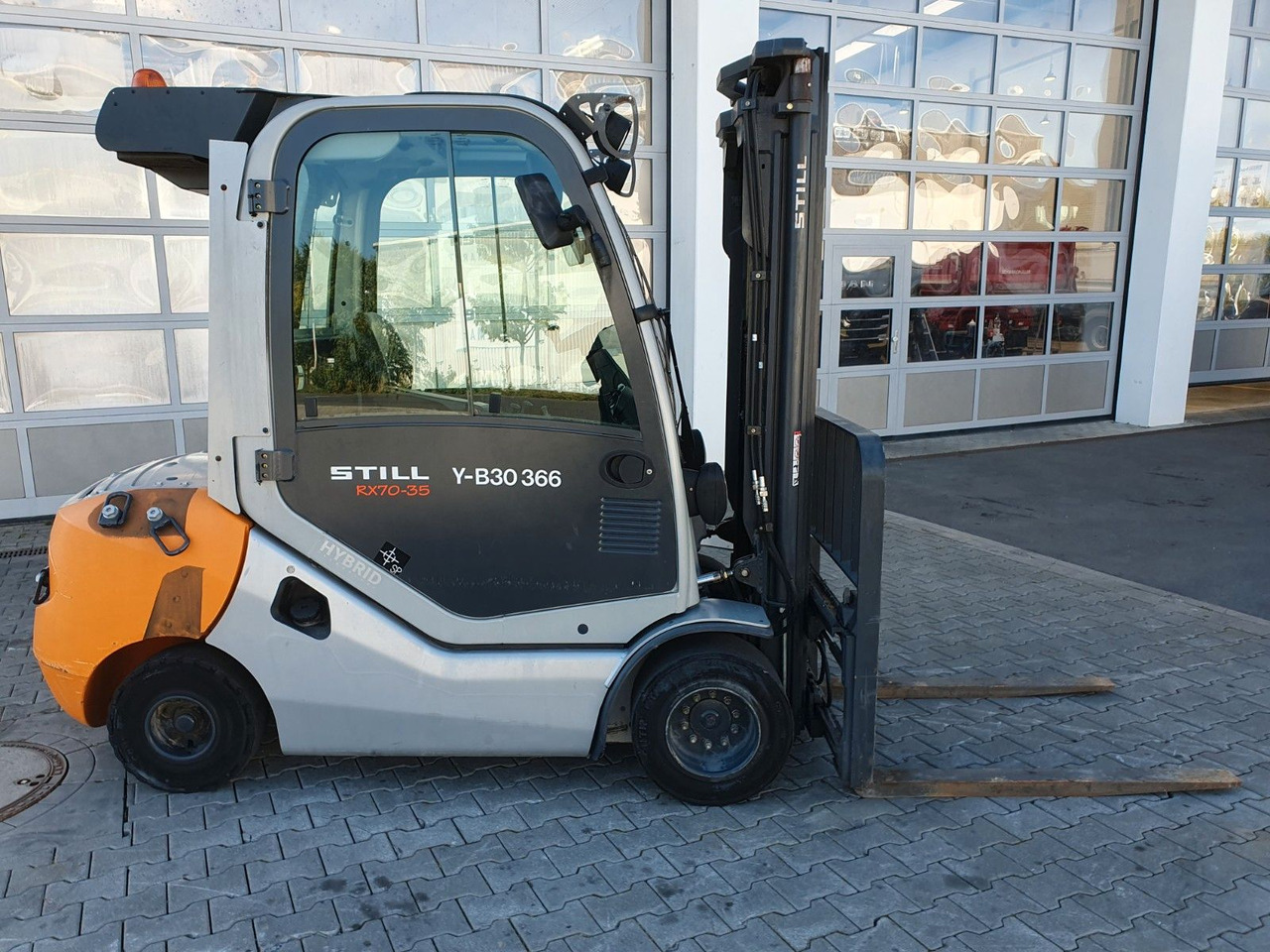 Still RX70-35 / Triplex: 4.80m / nur 2.876h! / Klima - Diesel forklift: picture 3 Still RX70-35 / Triplex: 4.80m / nur 2.876h! / Klima - Diesel forklift: picture 3