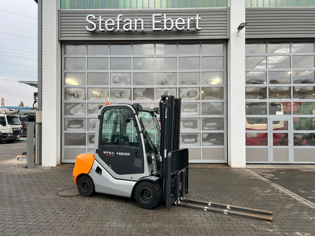 Still RX70-35 / Triplex: 4.80m / nur 325h / SS / Waage - Diesel forklift: picture 1 Still RX70-35 / Triplex: 4.80m / nur 325h / SS / Waage - Diesel forklift: picture 1