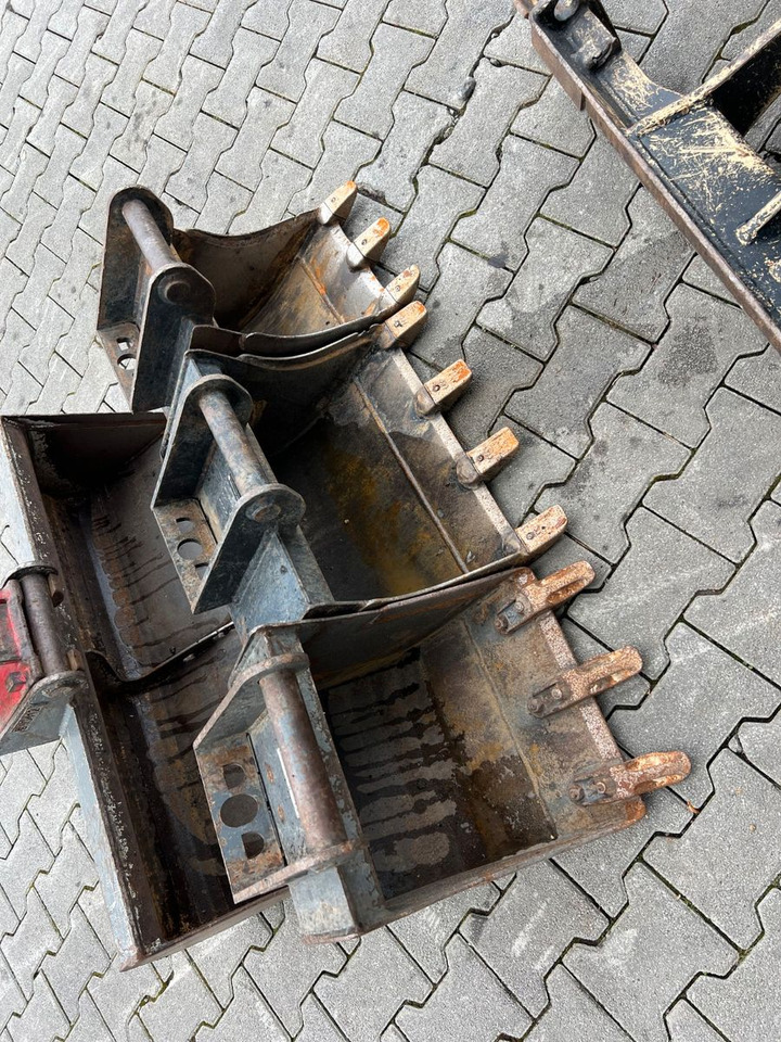 Terex TC16 / 2017 / 1.769h / Löffelpaket / Powertilt on lease Terex TC16 / 2017 / 1.769h / Löffelpaket / Powertilt: picture 12 Terex TC16 / 2017 / 1.769h / Löffelpaket / Powertilt on lease Terex TC16 / 2017 / 1.769h / Löffelpaket / Powertilt: picture 12