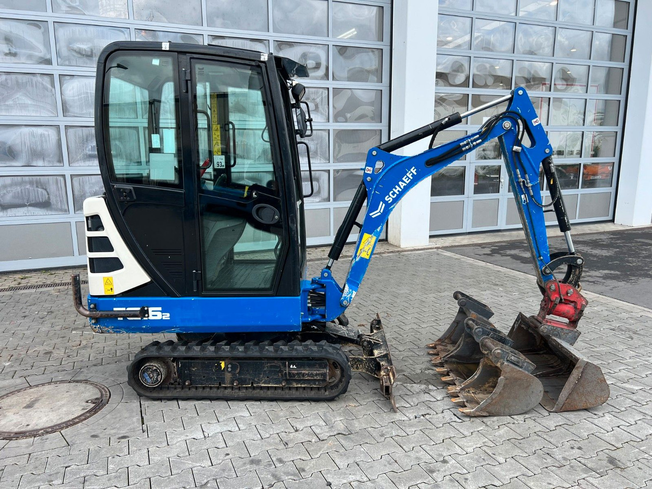 Terex TC16 / 2017 / 1.769h / Löffelpaket / Powertilt - Mini excavator: picture 3 Terex TC16 / 2017 / 1.769h / Löffelpaket / Powertilt - Mini excavator: picture 3