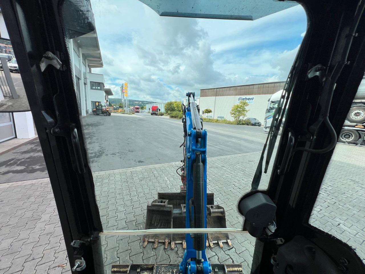 Terex TC16 / 2017 / 1.769h / Löffelpaket / Powertilt on lease Terex TC16 / 2017 / 1.769h / Löffelpaket / Powertilt: picture 14 Terex TC16 / 2017 / 1.769h / Löffelpaket / Powertilt on lease Terex TC16 / 2017 / 1.769h / Löffelpaket / Powertilt: picture 14