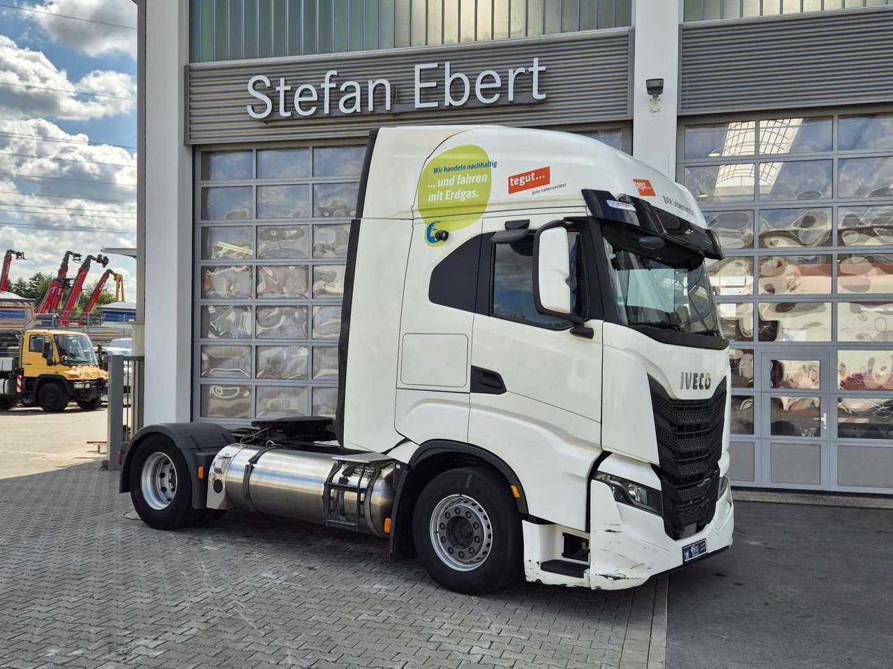 Iveco S-Way AS440S46 NG Intarder Abbiegeassistent - Tractor unit: picture 3 Iveco S-Way AS440S46 NG Intarder Abbiegeassistent - Tractor unit: picture 3