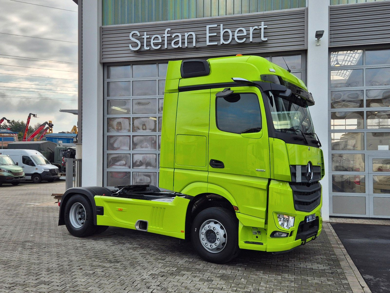 Mercedes-Benz Actros 1851 LS Öl-Retarder Standklima Mirror Big - Tractor unit: picture 2 Mercedes-Benz Actros 1851 LS Öl-Retarder Standklima Mirror Big - Tractor unit: picture 2