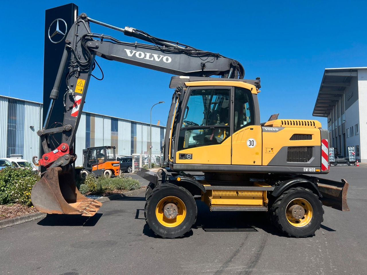 Volvo EW160D / 2014 / 1xTieflöffel / Forstschutzgitter - Wheel excavator: picture 2 Volvo EW160D / 2014 / 1xTieflöffel / Forstschutzgitter - Wheel excavator: picture 2