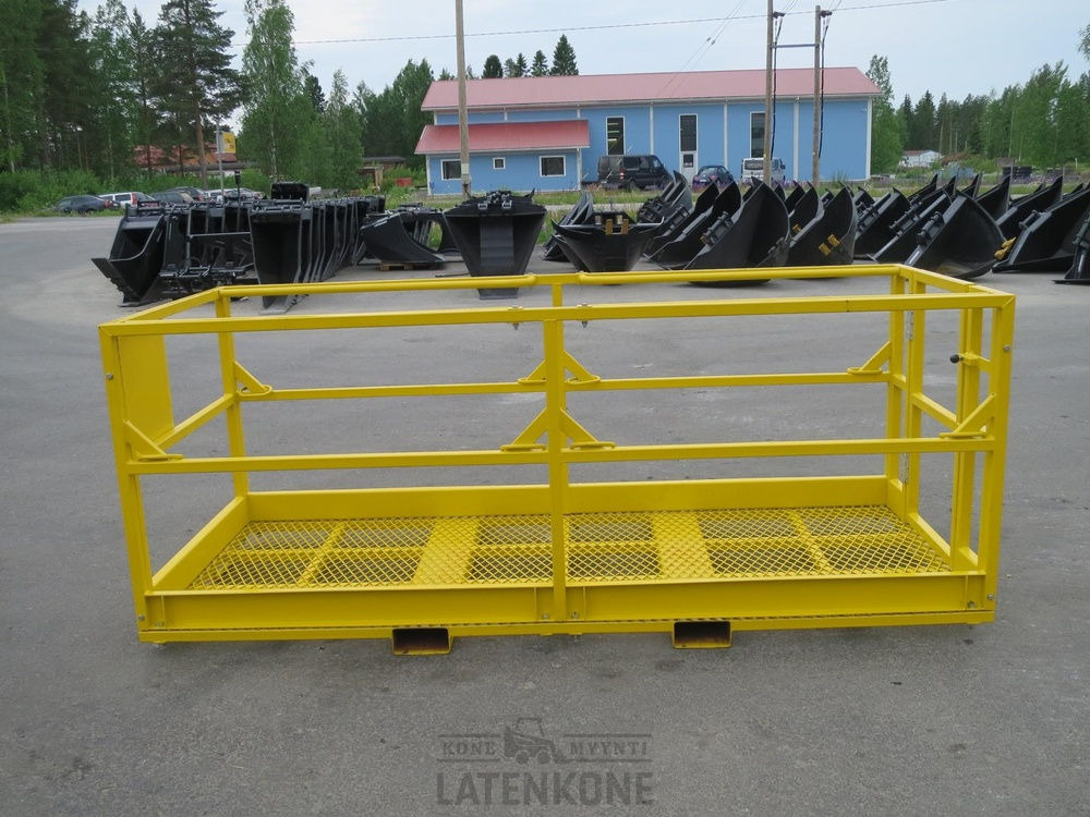 Laten Nostokori 295x120cm - Attachment for Construction machinery: picture 2 Laten Nostokori 295x120cm - Attachment for Construction machinery: picture 2