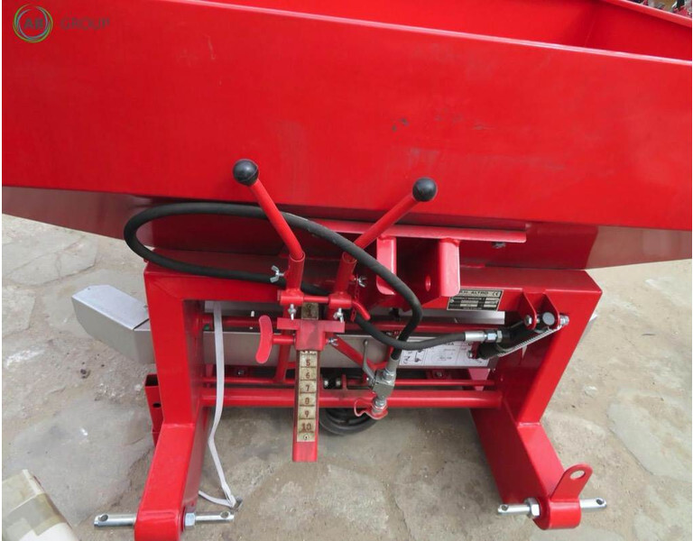 Altro rozsiewacz nawozów RN-600 - Fertilizer spreader: picture 5 Altro rozsiewacz nawozów RN-600 - Fertilizer spreader: picture 5