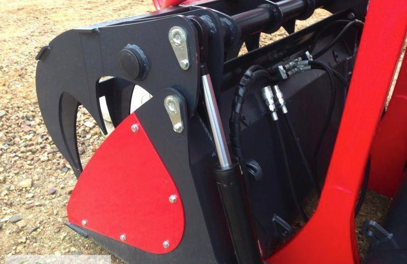 Inter-Tech Bucket Grab with Burnt Teeth 1.5 m – SLK06 - Attachment for Agricultural machinery: picture 3 Inter-Tech Bucket Grab with Burnt Teeth 1.5 m – SLK06 - Attachment for Agricultural machinery: picture 3