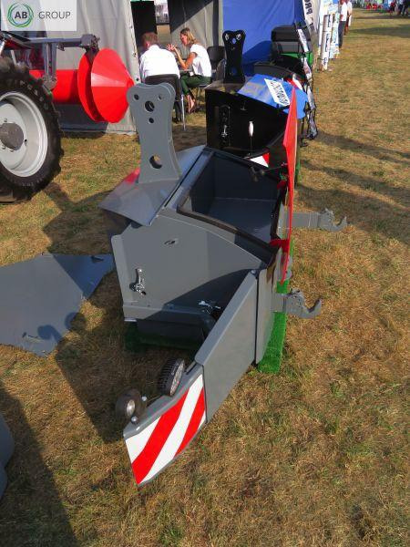 Kaber weight with underrun protection 700 kg - Counterweight for Agricultural machinery: picture 3 Kaber weight with underrun protection 700 kg - Counterweight for Agricultural machinery: picture 3