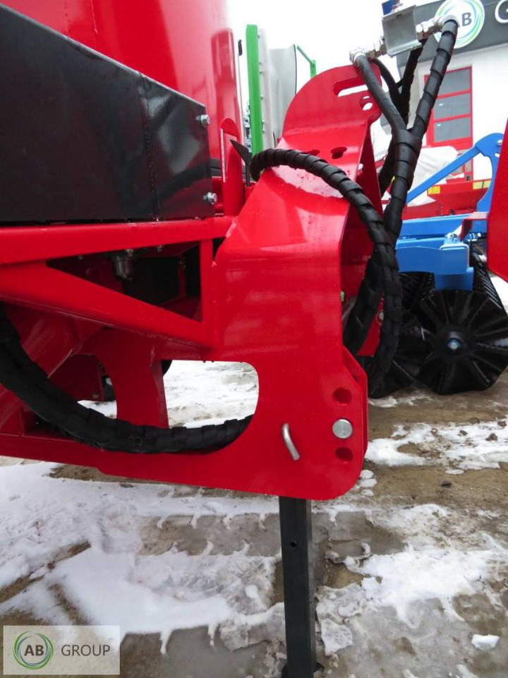 MCMS Warka straw spreader RS-16/B - Straw shredder: picture 3 MCMS Warka straw spreader RS-16/B - Straw shredder: picture 3